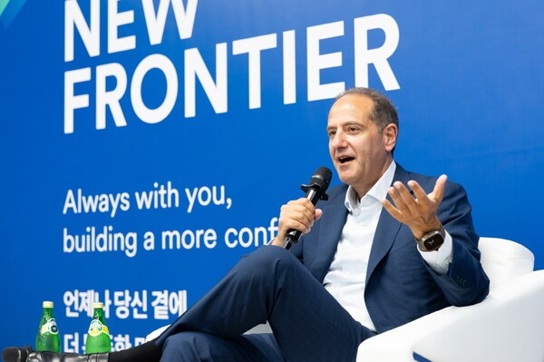 메트라이프에 따르면 글로벌 금융그룹 메트라이프(MetLife)의 미셸 할라프(Michel Khalaf) 회장 겸 CEO는 최근 한국을 방문했다. 할라프 회장은 한국이 전략적으로 매우 중요한 핵심 시장으로, 앞으로도 한국 고객의 니즈에 부응하기 위해 집중하겠다고 밝혔다. [출처=메트라이프 ]