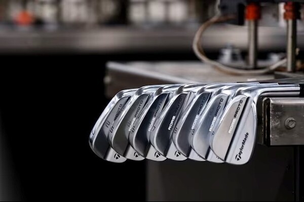 글로벌 골프 브랜드 테일러메이드를 둘러싼 인수전이 단순한 매각 거래를 넘어, 사모펀드(PEF) 운용사와 전략적 투자자(SI) 간의 권리 해석과 법적 책임을 놓고 벌이는 치열한 주도권 싸움으로 확전되고 있다. [출처=테일러메이드]