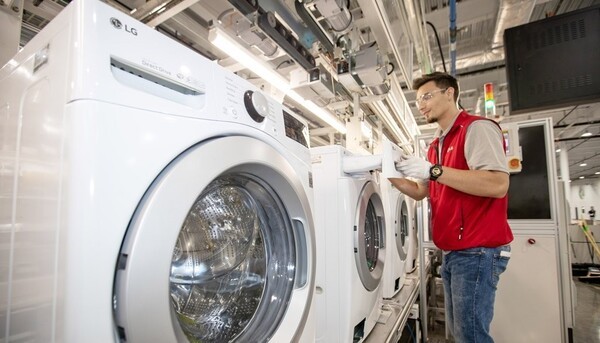 'LG전자 테네시 세탁기공장' 생산라인 모습. [출처=LG전자]
