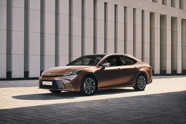 캠리 하이브리드 [출처=토요타코리아]