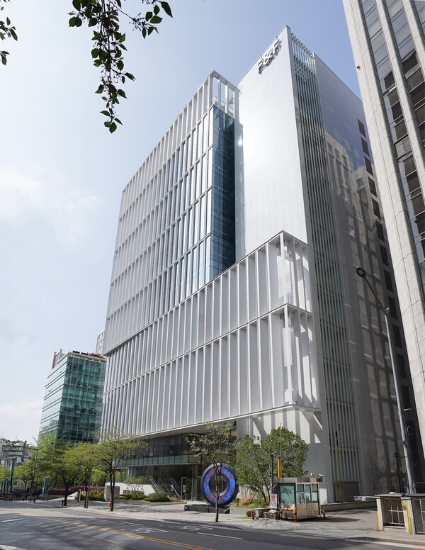 F&F는 F&F의 테일러메이드 인수 투자 당시 F&F가 지명한 테일러메이드 홀딩스 이사들이 이사직에서 사임한다고 밝혔다. [출처=F&F]