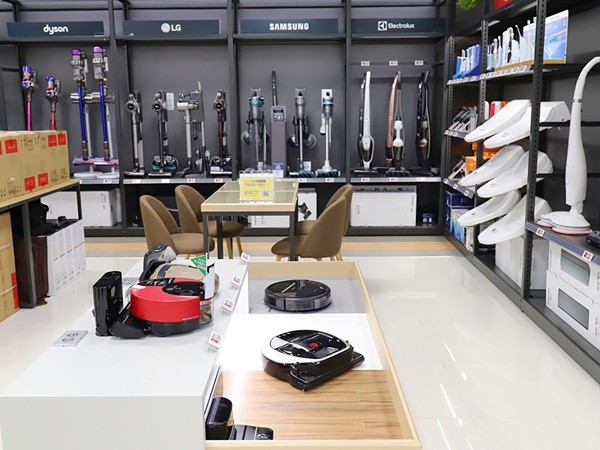 로봇청소기 피해구제 신청이 전년 대비 90% 급증했다. [출처=롯데하이마트]