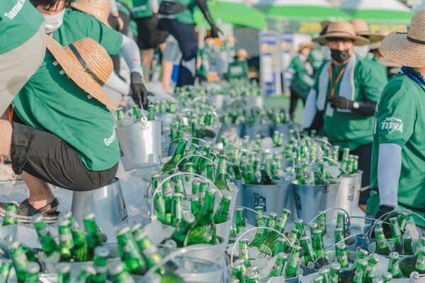 하이트진로의 ‘연못맥주’ 이벤트 모습. [출처=하이트진로 아메리카]