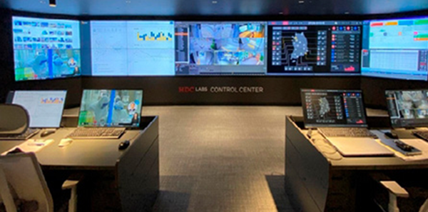 건설업계 최초로 도입한 ‘I-QMS(IPARK-Quality Management System)’[출처=HDC현대산업개발]