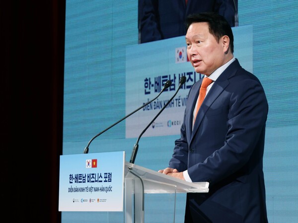 ‘한-베트남 비즈니스 포럼’에서 최태원 대한상공회의소 회장이 인사말을 하고 있다. [출처=대한상공회의소]