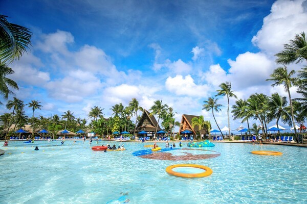 모두투어는 괌정부관광청과 협력해 오는 18일부터 27일까지 10일간 ‘PIC 괌 슈퍼세일 피리어드’ 프로모션을 열고 가족 여행객을 위한 다양한 특별 혜택을 선보인다. [출처=모두투어]