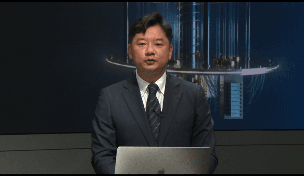 표창희 한국IBM 상무가 인터뷰를 진행하고 있다. [출처=EBN]