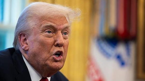 자동차 관세 발표하는 도널드 트럼프 미국 대통령. [출처=연합뉴스]