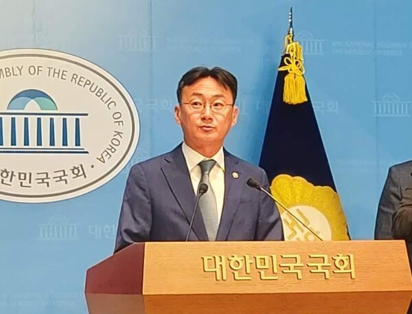 이관후 국회입법조사처장 [출처=EBN]