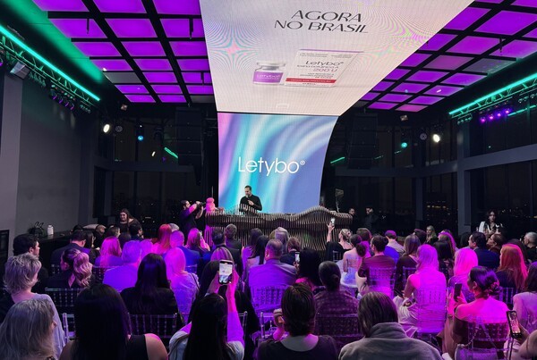 휴젤이 브라질에서 ‘레티보’ 프리 론칭 행사를 개최했다. [출처=휴젤]