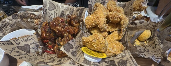 ‘맛초킹’(왼쪽)과 ‘콰삭킹’. [출처=전제형 기자]