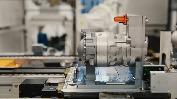 R744 전동컴프레서 [출처=한온시스템]