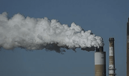 2025년 4월 8일 미국 인디애나주 뉴버그에 있는 석탄화력발전소 '워릭 발전소'가 가동되는 모습. [출처=연합]