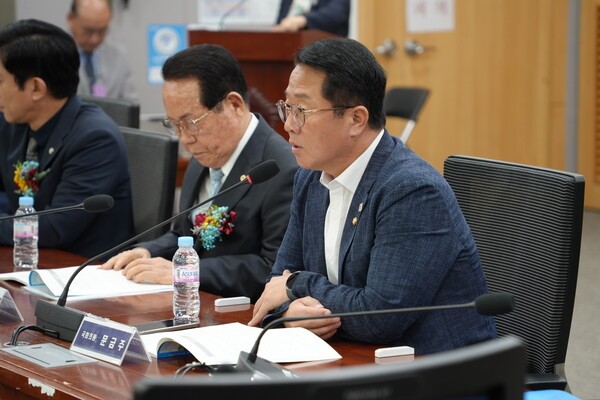 더불어민주당 문금주 의원(고흥·보성·장흥·강진)은 29일 국회 의원회관에서 '외국인 계절근로자 지원 전문기관 운영방안' 포럼을 개최했다. [출처=문금주 의원실]