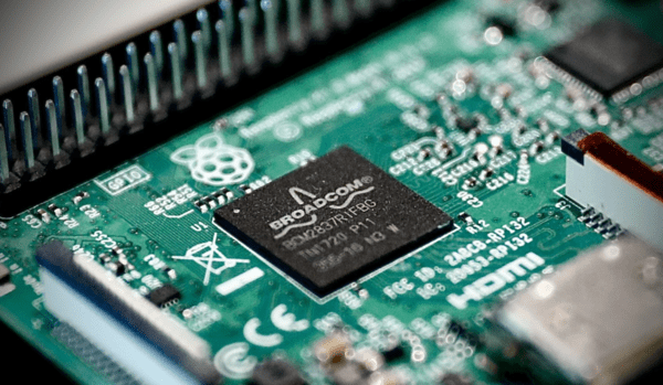 브로드컴 반도체 칩. [출처=연합]