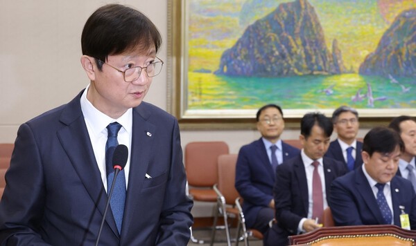 업무보고 하는 이찬진 금융감독원장 [출처=연합 ]