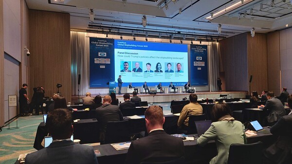 지난 21일 부산 해운대구 소재 시그니엘 부산 호텔에서 열린 'TradeWinds Global Shipbuilding Forum 2025' [출처=EBN]
