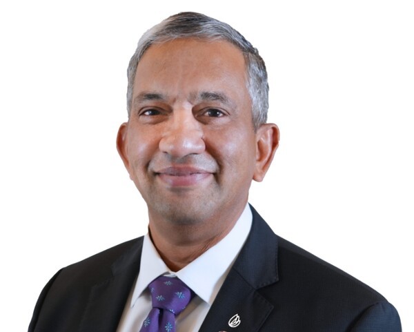 니틴 압테 뷔나그룹 회장. [출처=뷔나그룹 홈페이지]