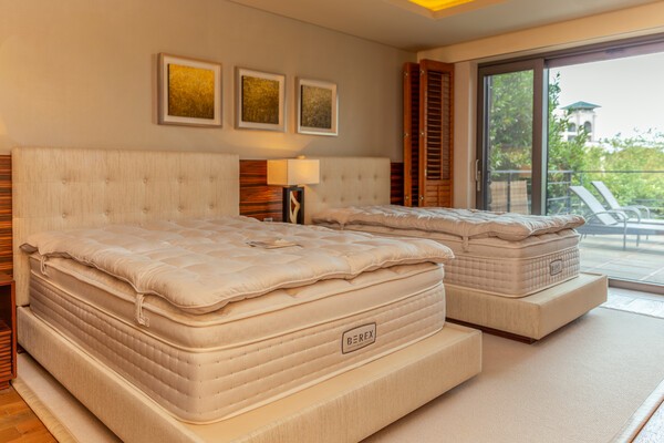 롯데호텔 ‘코웨이 X 풀빌라 스위트’ 객실 전경. [출처=코웨이]