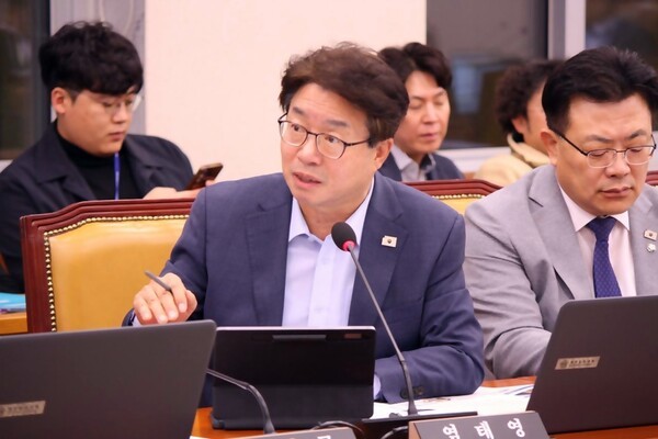 27일 국회 국토교통위원회 소속 염태영 더불어민주당 의원이 인천국제공항공사로부터 제출받은 자료에 따르면, 공사는 2009년부터 2025년 9월 현재까지 총 18개국에서 37개의 해외 사업을 수주했다. 이 중 23개 사업에서 손실이 발생했으며, 이는 전체 사업의 62%에 달한다. [출처=염태영 의원실]