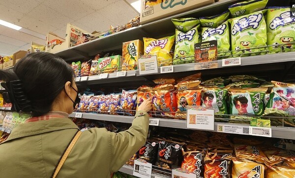 국내 식품기업들이 내년 실적 반등을 기대하고 있다. 경기 회복과 소비심리 개선, 대외 불확실성 완화 등이 주요 배경으로 작용했다는 분석이다. [출처=연합]