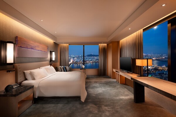 콘래드 서울 객실에 비치된 ‘시몬스 뷰티레스트’ 모습. [출처=시몬스]