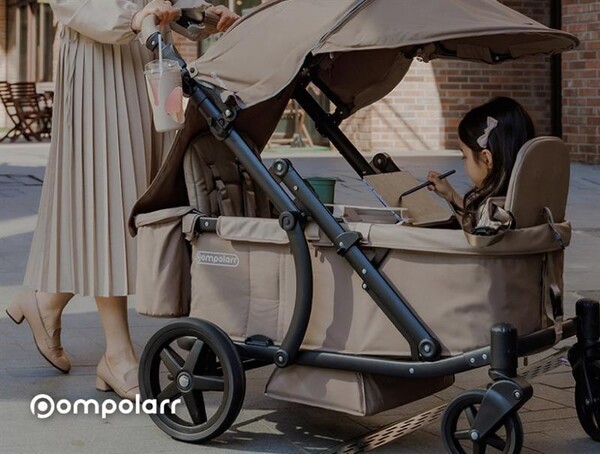 호반호텔앤리조트는 자사가 운영하는 포레스트 리솜과 레스트리 리솜에서 프리미엄 유아 브랜드 ‘폼포라(Pompolarr)’와 협업해 가족 단위 고객을 위한 웨건 무료 대여 서비스를 새롭게 선보인다. [출처=호반호텔앤리조트]