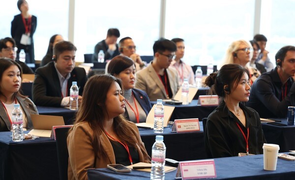 롯데그룹은 지난 9월 해외 우수 현지 직원을 대상으로 ‘2025 롯데 글로벌 컨퍼런스 for G-LIFT’를 열었다. [출처=롯데그룹]