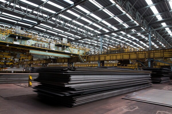 제철소에서 생산된 후판 [출처=세계철강협회]