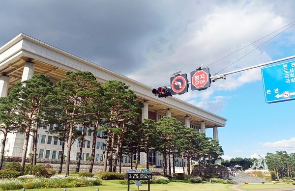 제주 서귀포시 보목포구와 구두미포구가 해양수산부의 2026년 어촌신활력증진사업 대상지로 최종 선정됐다고 더불어민주당 위성곤 국회의원(제주 서귀포시)이 5일 밝혔다. [출처=이비엔]