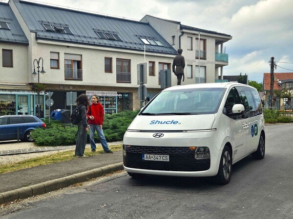 헝가리 괴될뢰(Gödöllő)시에서 진행된 셔클의 ‘헝가리 수요응답교통 서비스 시범사업’ [출처=현대자동차·기아]