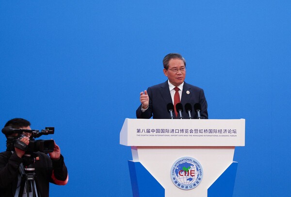 제8회 중국국제영화제 개막식에서 리창 중국 총리가 연설하고 있다. [출처=연합뉴스]