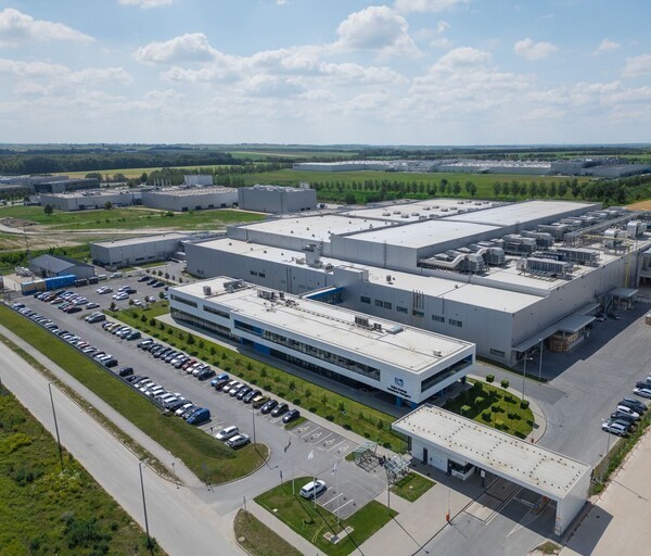 솔루스첨단소재 헝가리 전지박 공장. [출처=솔루스첨단소재]