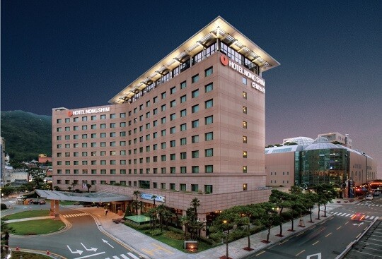 부산 동래구 온천동 소재 호텔농심 야경. [출처=호텔농심]