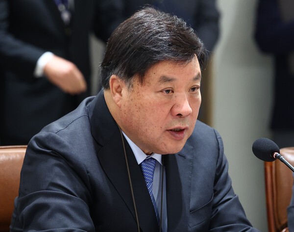 서정진 셀트리온 회장이 16일 용산 대통령실에서 열린 한미 관세협상 후속 민관 합동회의에서 발언하고 있다. [출처=연합]