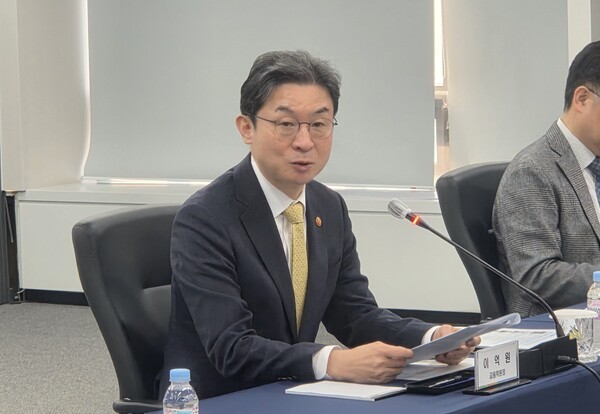 이억원 금융위원장이 20일 서울 중구 여신금융협회에서 열린 여신전문금융사 CEO 간담회에서 모두발언을 하고 있다. [사진=EBN]