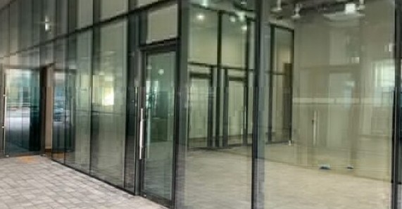 기사와 무관, 서울 강서구에 위치한 한 지식산업센터 실내 모습, 공실률이 50%에 달한다.[출처=EBN]