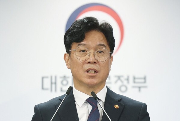 김영훈 고용노동부 장관 [출처=연합]