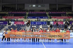 thumbnail - ‘17전 전승’ SK슈가글라이더즈…정규리그 조기 우승 확정