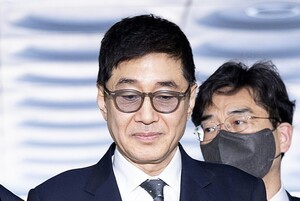 thumbnail - 태광 이호진 전 회장, 김치·와인 강매 '혐의없음'