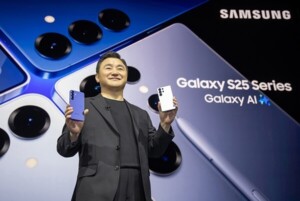 트럼프 '수입폰 25% 관세' 폭탄 선언…삼성전자, 韓·美 시장서 고민 커...