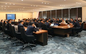 thumbnail - NH투자증권, 임원 국내 주식 매매 전면 금지…윤리경영 강화 나서