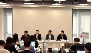 thumbnail - [현장] 100만명 사로잡은 ‘익시오 2.0’ 온다…LG유플러스·구글의 AI 비서