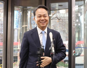 thumbnail - 신한금융 진옥동 회장 연임…회추위 