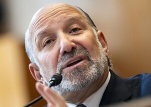 thumbnail - 러트닉 “미 투자 아니면 100% 반도체 관세”…한국 압박 재확인