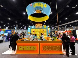 thumbnail - 오뚜기 ‘치즈라면’, 미주 시장 정조준…美 Fancy Fair서 호평