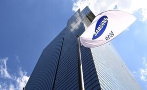 thumbnail - 삼성전자 시총 1000조원 돌파…국내 기업 새 이정표