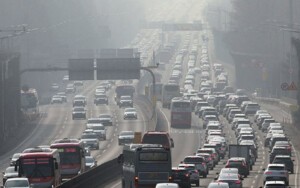 thumbnail - 설 전날 오후 귀성·귀경길 일부 정체…서울~부산 4시간40분