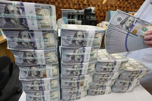 thumbnail - 원·달러 환율 1442.5원 마감…2.5원↑