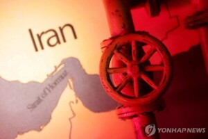 thumbnail - [EBN 오늘(2일) 이슈 종합] 호르무즈 셧다운...K-산업 '마진 데드라인' 넘나, 아시아 증시 흔드는 '미·이란戰'...韓 금융권 '비상체제' 등